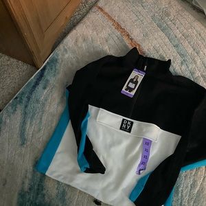 DKNY pullover BRAND NEW